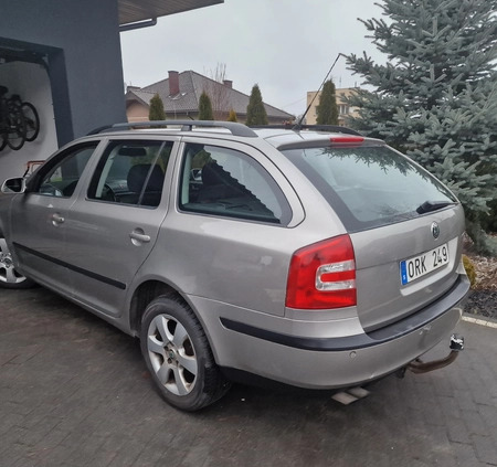 Skoda Octavia cena 11900 przebieg: 169000, rok produkcji 2007 z Radom małe 154